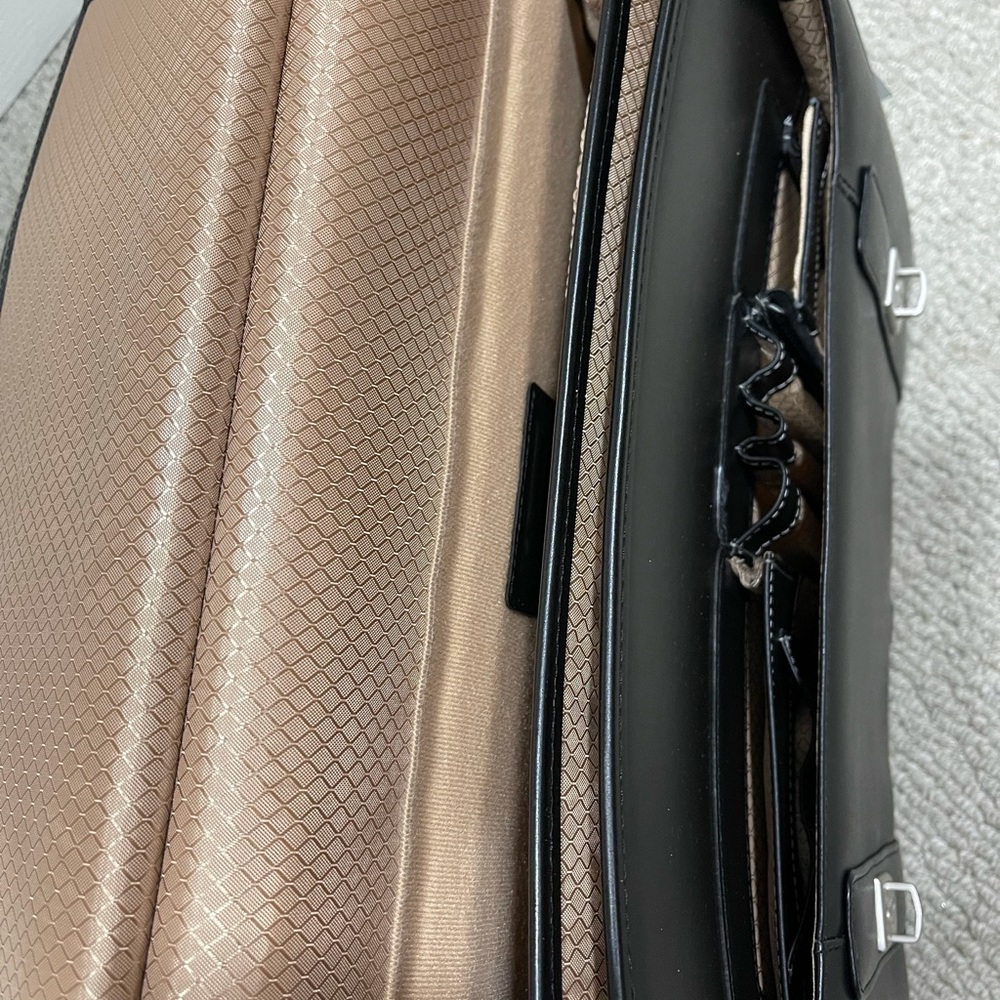 Briefcase - Picture 5 of 5